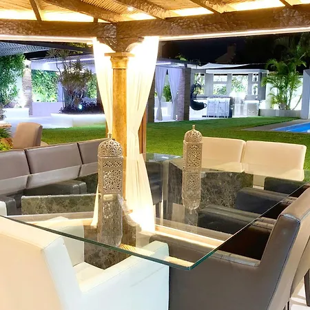 Turrion Fuer 14 Personen In Holiday home *