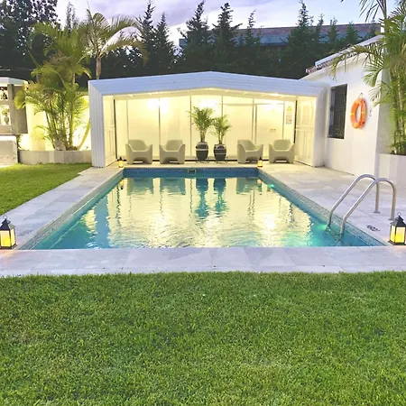 Holiday home Turrion Fuer 14 Personen In Marbella